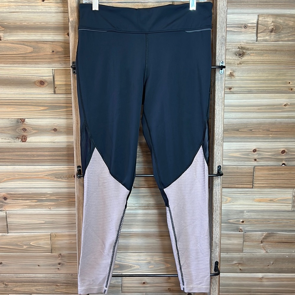 ALALA Brown/Black Block Leggings